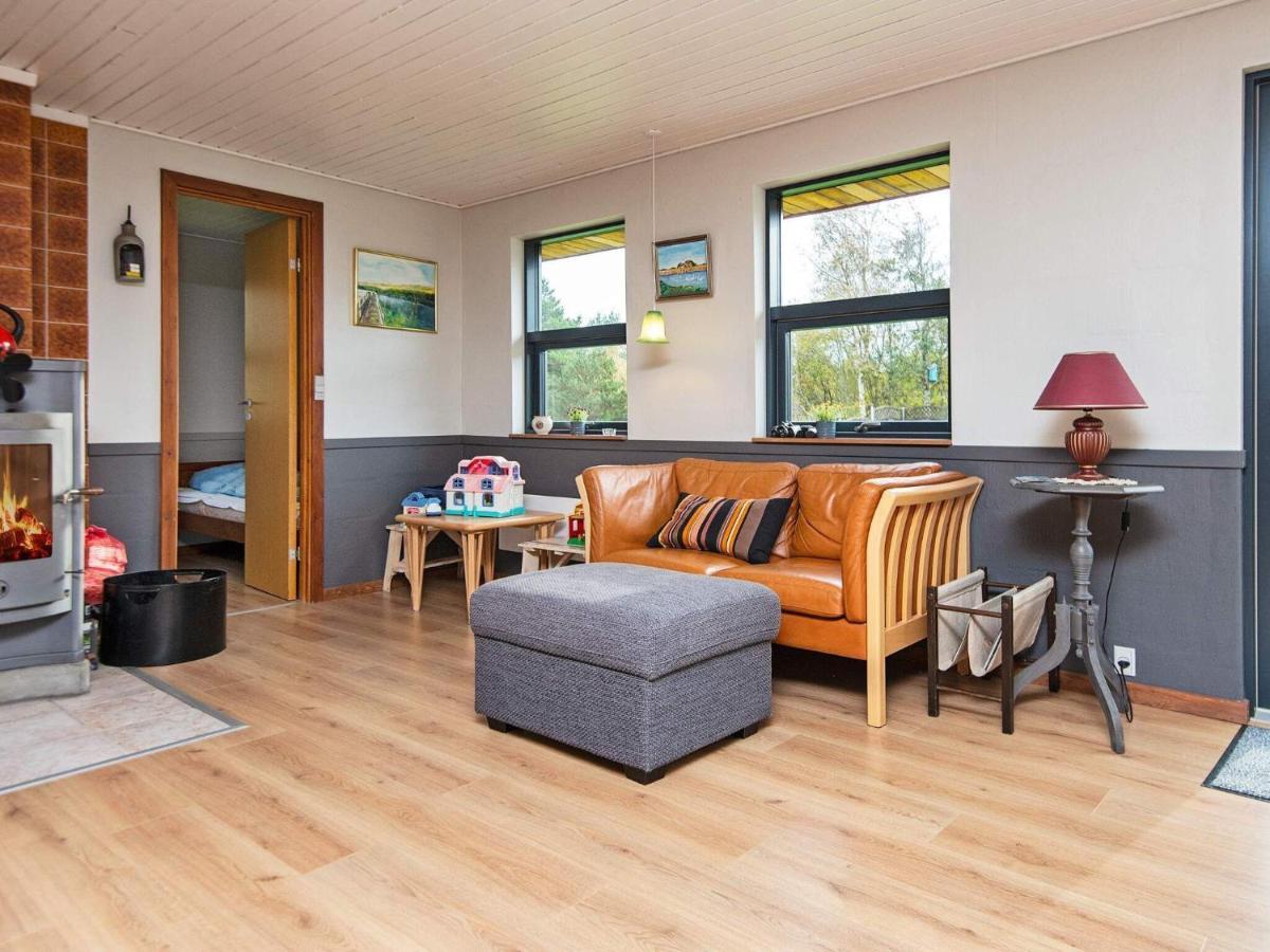 8 Person Holiday Home In R M Lakolk Extérieur photo